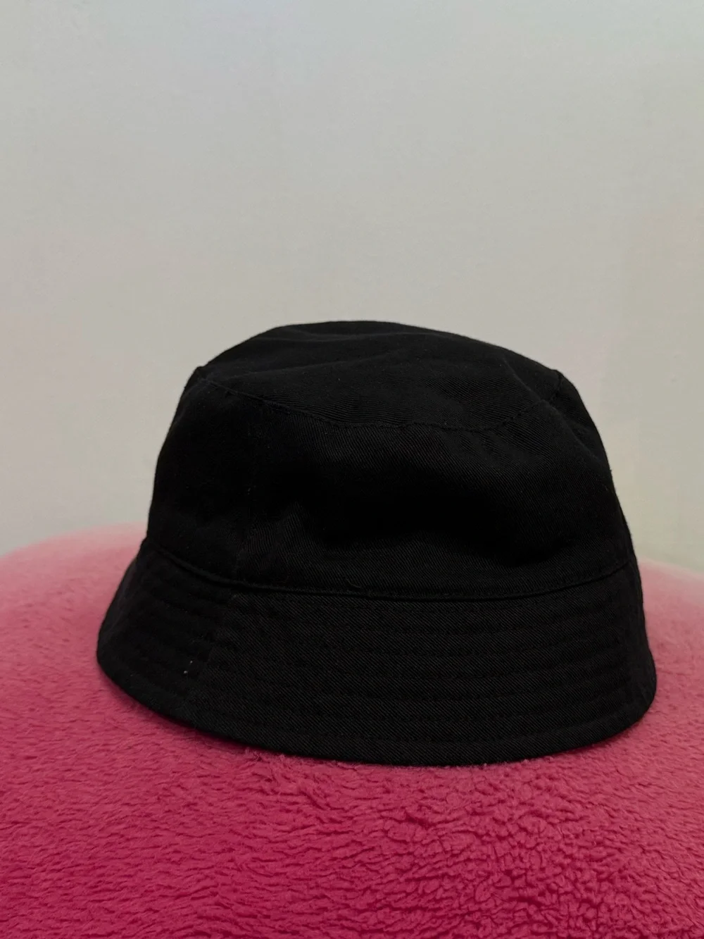 Reversible hat for kid